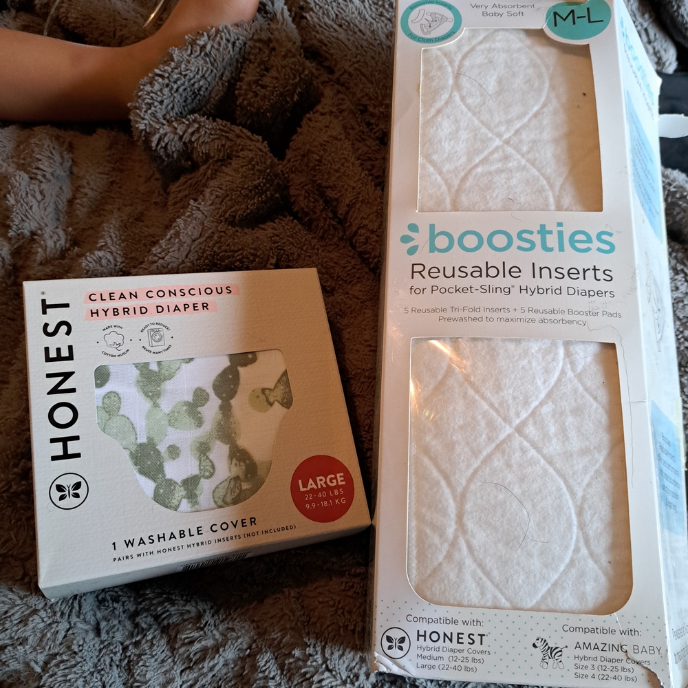 The Honest Company Diaper Cover and Boosties Inserts - White and Green